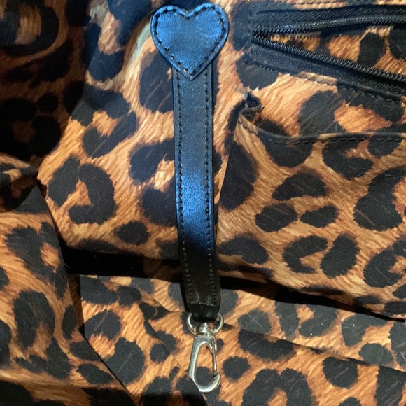 XL BRIGHTON black patent leather rope bag with chetah lining & handles.LIKE NEW - Picture 6 of 16